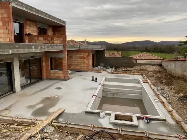 Construction villa contemporaine Lyon permis de construire architecte LEWISA home Montpellier Marseille — vue 14